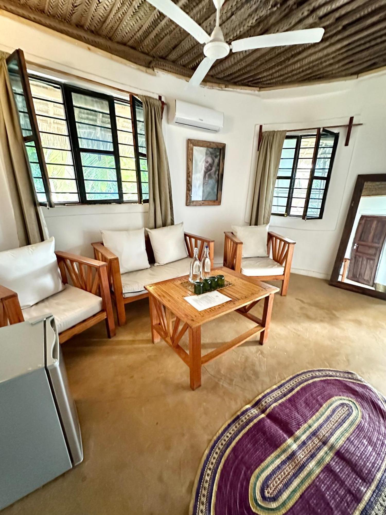 מאטמווה Hebe Bungalows Lodge מראה חיצוני תמונה