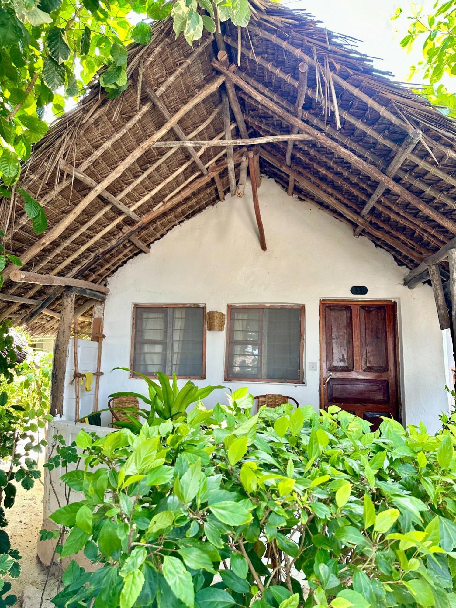 מאטמווה Hebe Bungalows Lodge מראה חיצוני תמונה